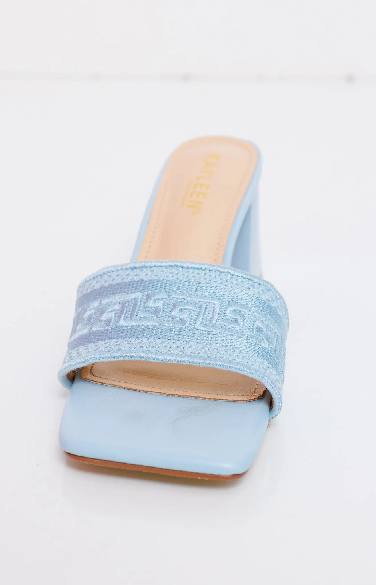Crimson Heel, BLUE