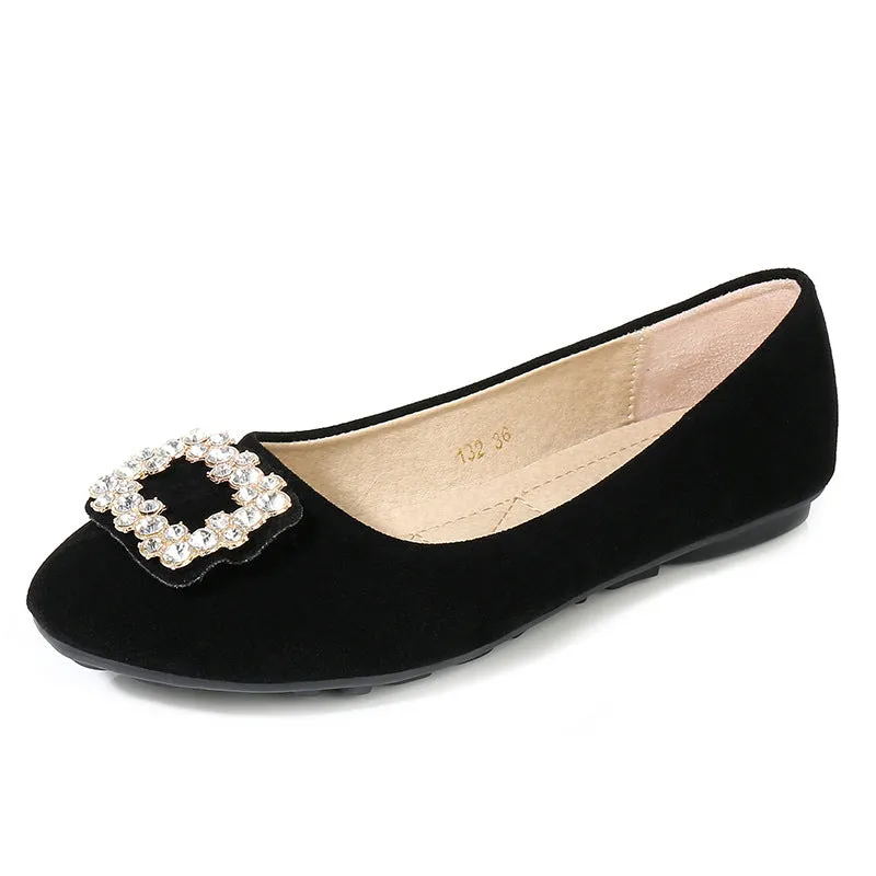 Diamond Button Flat Shoes