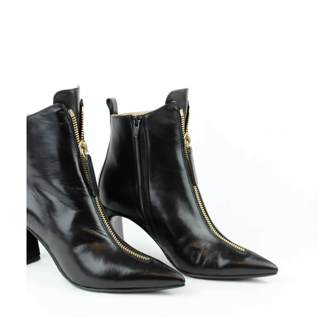 Glamorous Black ankle boots with gold zipper front