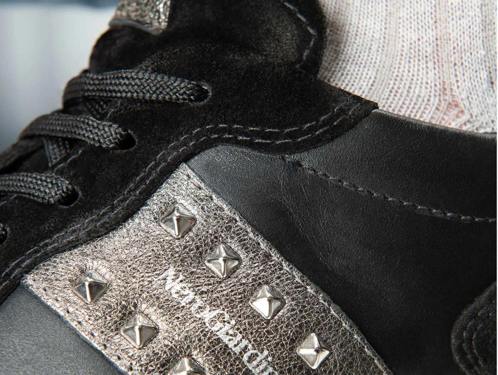 NeroGiardini I411520 100 - Black